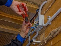 Работа электрика в частном доме