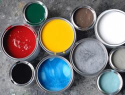 Как правильно хранить и утилизировать краску для внутренних работ?